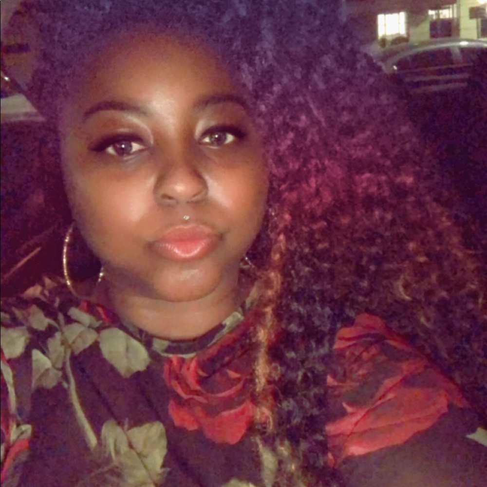 Meet your Posher, Nisha